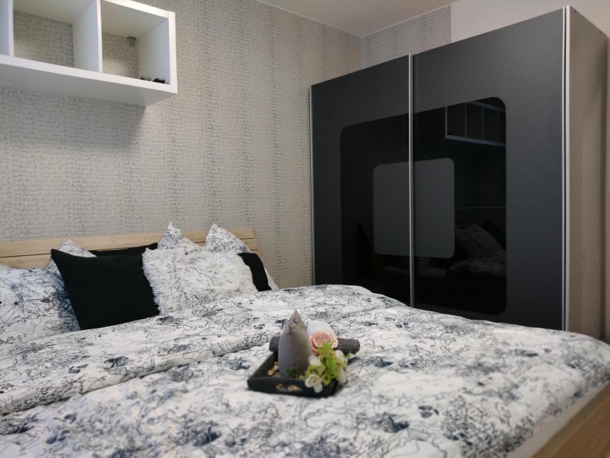 Апартаменты Apartman Barborka Зноймо Экстерьер фото