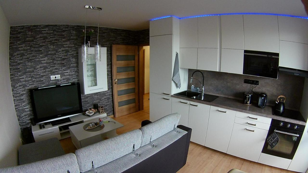 Апартаменты Apartman Barborka Зноймо Экстерьер фото